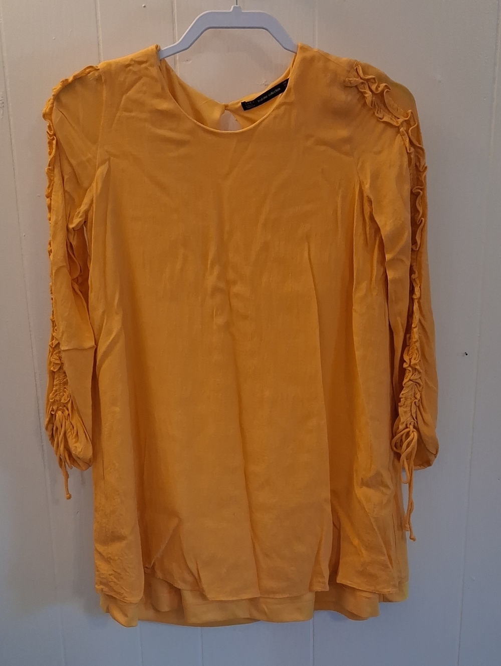 Zara Mustard Yellow Long Adjustable Ruffle Sleeves Lined Open Keyhole Back